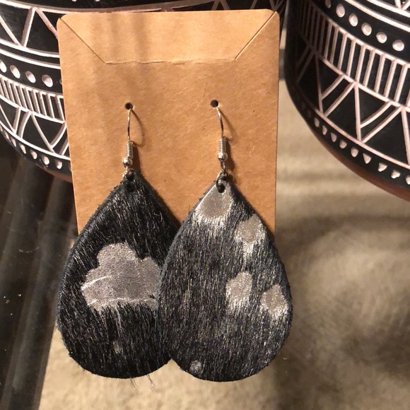 Handmade Leather Teardrop Earrings $16 each pair - Picture 6 of 8